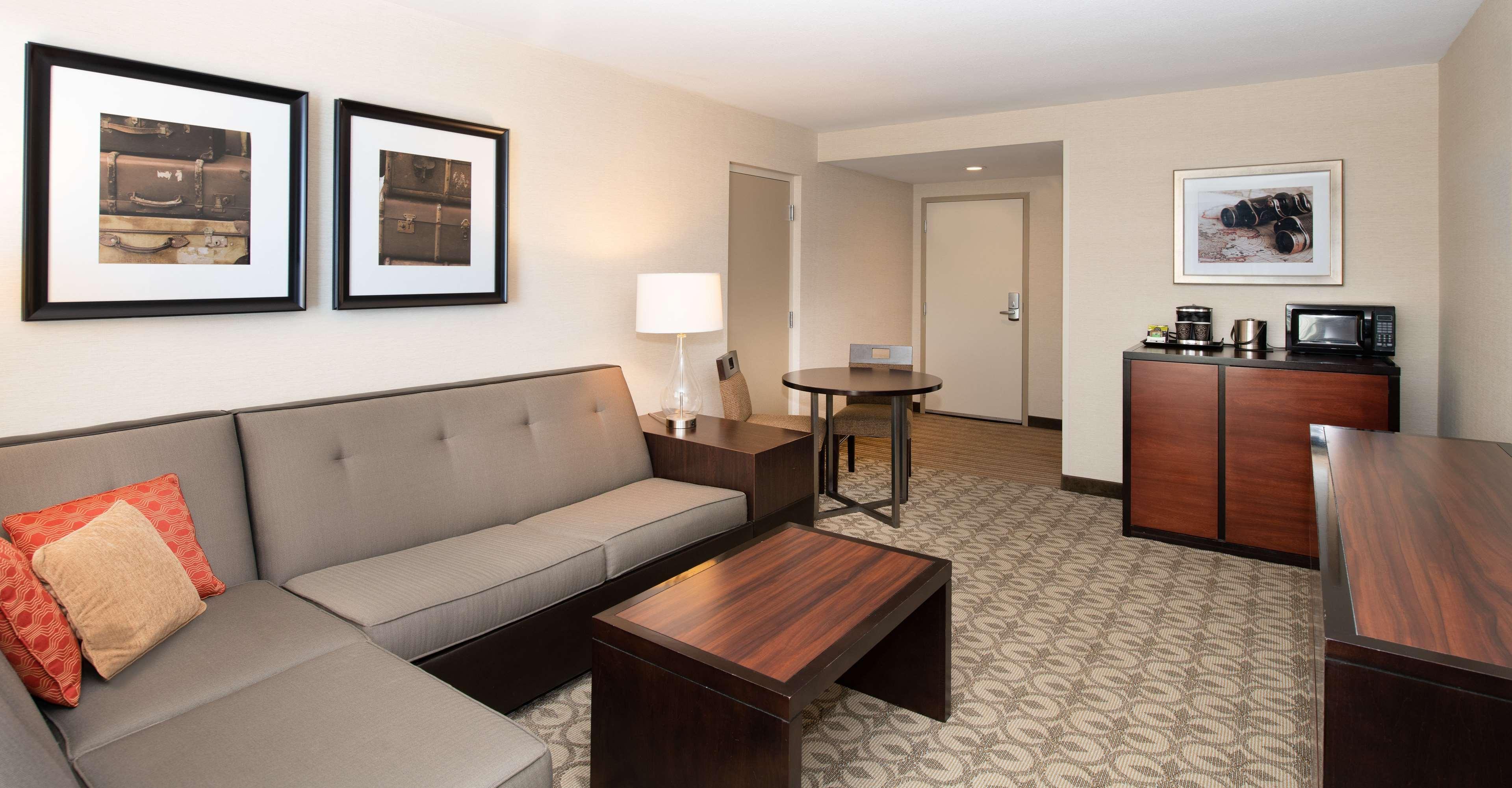 Doubletree Hotel & Suites Charleston Airport Норт-Чарлстон Екстер'єр фото