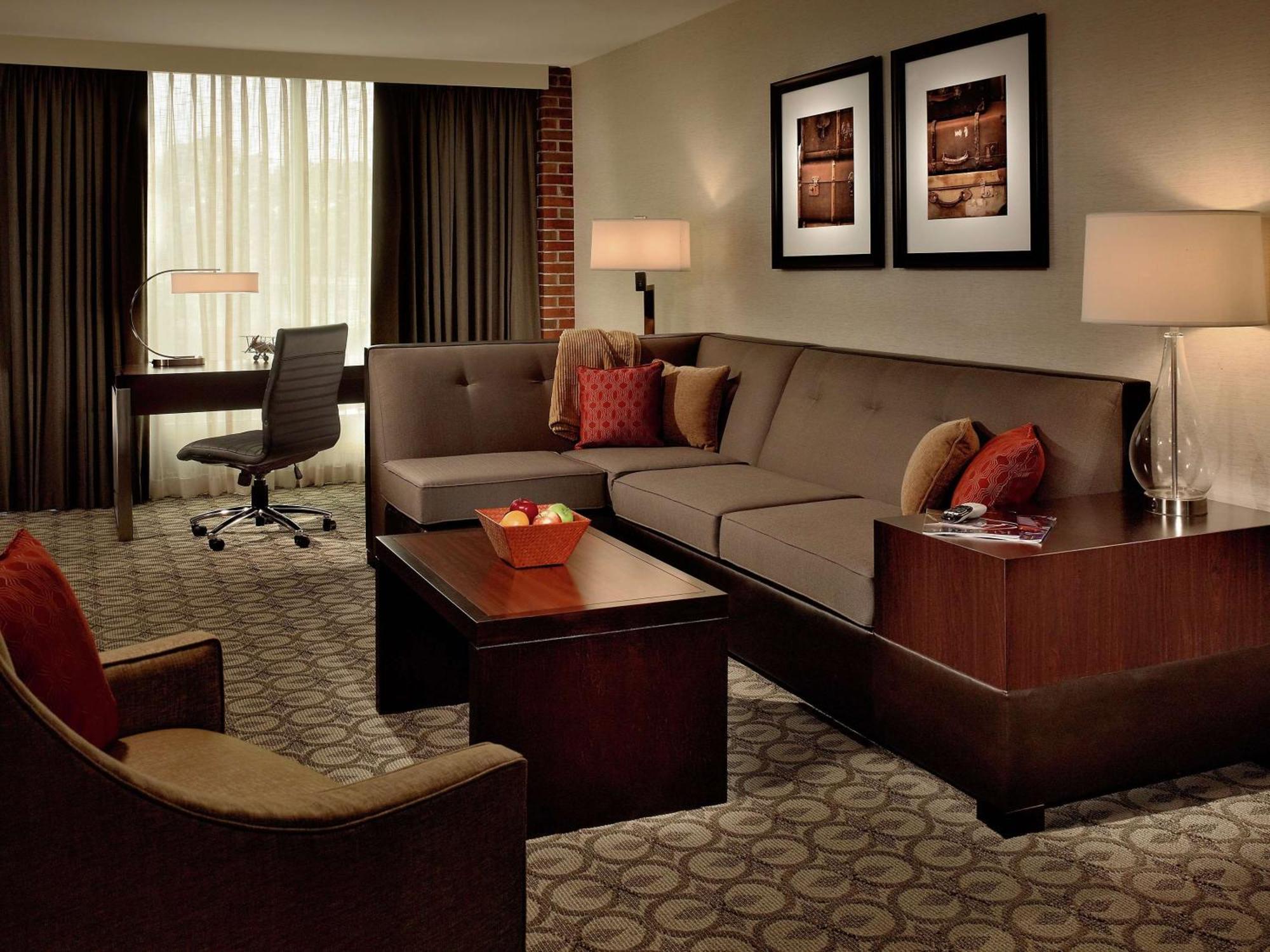 Doubletree Hotel & Suites Charleston Airport Норт-Чарлстон Екстер'єр фото