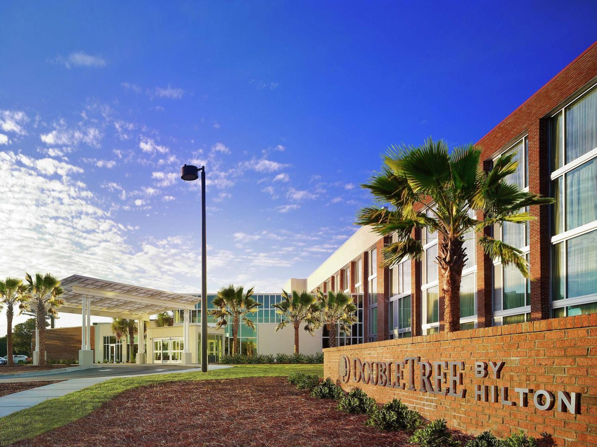 Doubletree Hotel & Suites Charleston Airport Норт-Чарлстон Екстер'єр фото