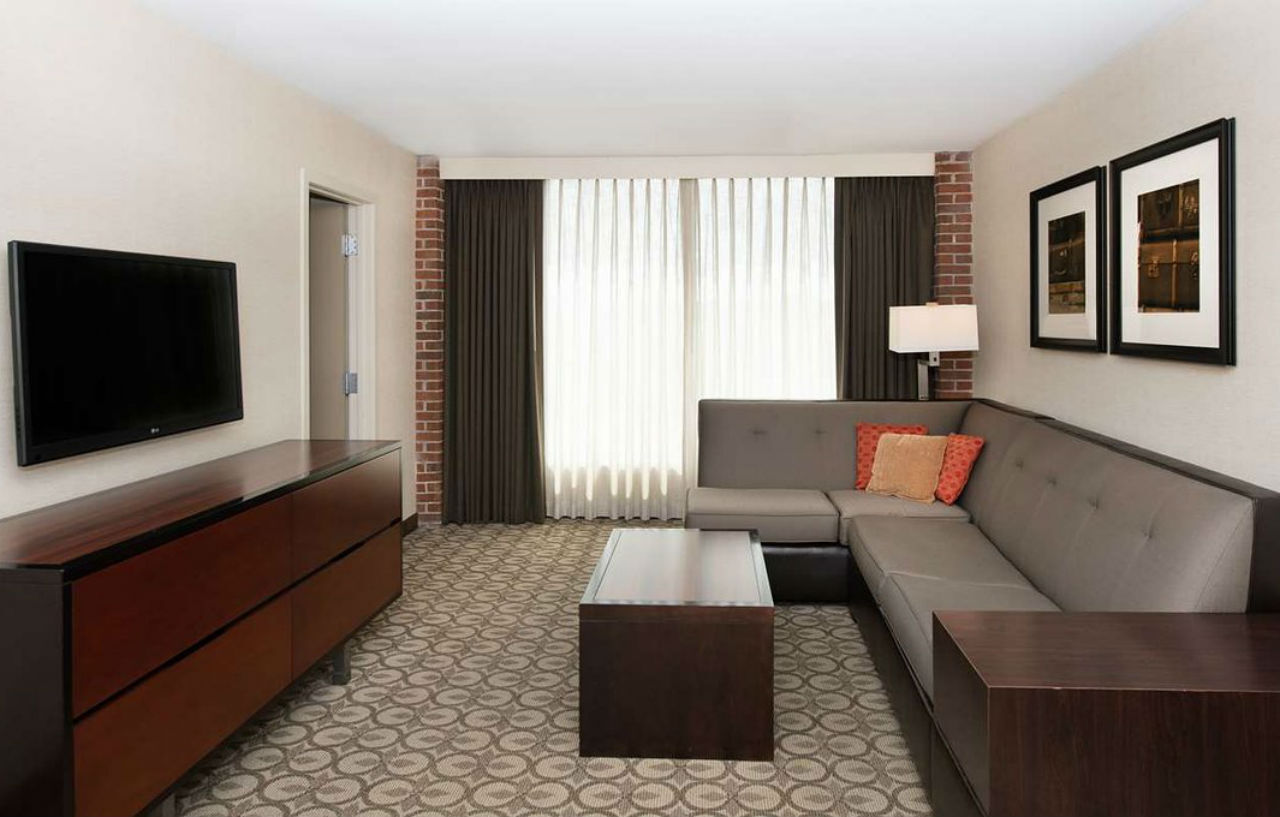 Doubletree Hotel & Suites Charleston Airport Норт-Чарлстон Екстер'єр фото